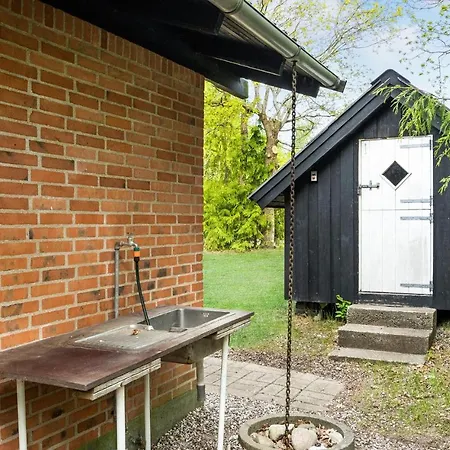 Two-bedroom In Feriehus