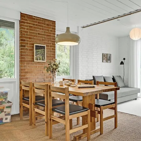 Two-bedroom In Knebel