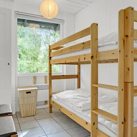 Two-bedroom In Feriehus