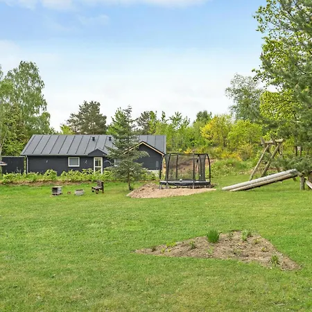 Two-bedroom In Feriehus