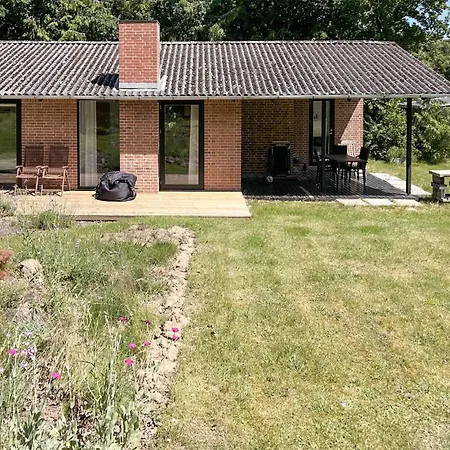 Two-bedroom In Feriehus